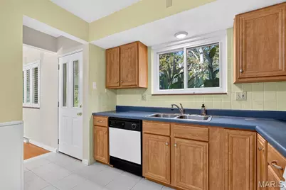 8848 Red Oak Drive, Crestwood, MO 63126 - Photo 9