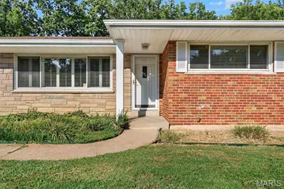 8848 Red Oak Drive, Crestwood, MO 63126 - Photo 3