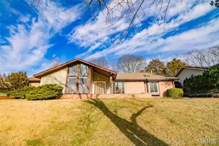 507 Glenmeadow Dr, Ballwin, MO 63011 - Photo 1