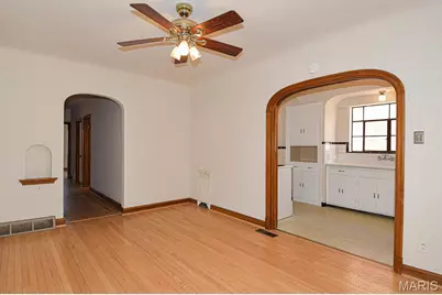 5859 Nottingham Avenue #2E, Saint Louis, MO 63109 - Photo 9