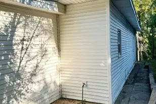 411 Smith St, Hannibal, MO 63401 - Photo 5