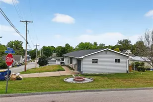 913 Vine St, Festus, MO 63028 - Photo 5