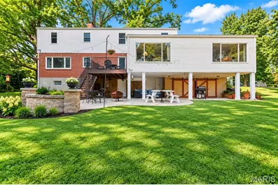 18 Chaminade Drive, Saint Louis, MO 63141 - Photo 3