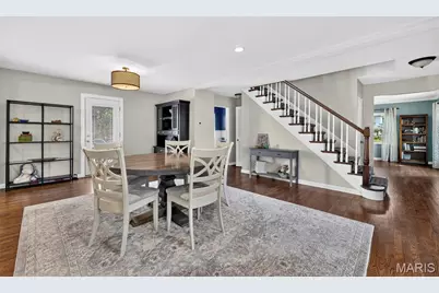 18 Chaminade Drive, Saint Louis, MO 63141 - Photo 7