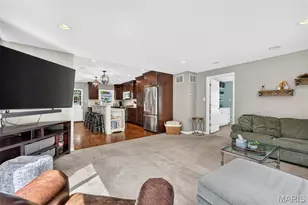 18 Chaminade Dr, Saint Louis, MO 63141 - Photo 23