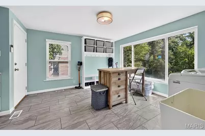 18 Chaminade Drive, Saint Louis, MO 63141 - Photo 19