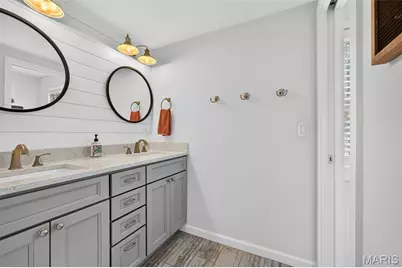 18 Chaminade Drive, Saint Louis, MO 63141 - Photo 39