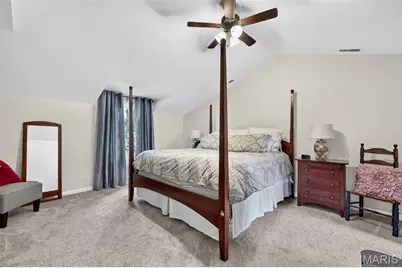 18 Chaminade Drive, Saint Louis, MO 63141 - Photo 31