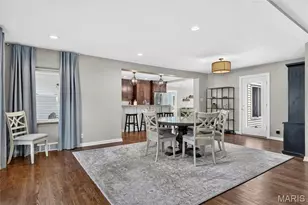 18 Chaminade Dr, Saint Louis, MO 63141 - Photo 7