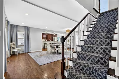 18 Chaminade Drive, Saint Louis, MO 63141 - Photo 5