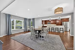 18 Chaminade Dr, Saint Louis, MO 63141 - Photo 9