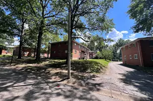 8430 Atherton Dr, Saint Louis, MO 63130 - Photo 3