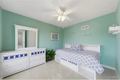 130 McCluer Drive, O'Fallon, MO 63368 - Photo 17