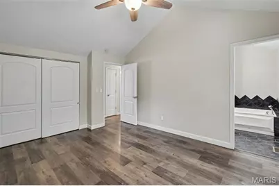 202 Barrington Drive, Saint Peters, MO 63376 - Photo 9