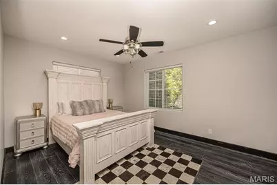 604 Glyn Cagny, Ballwin, MO 63021 - Photo 47