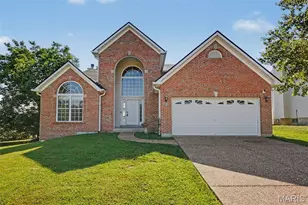 2012 Archway Dr, Wentzville, MO 63385 - Photo 3