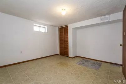 9440 Bagley Drive, Saint Louis, MO 63136 - Photo 15