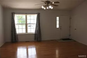 1007 Southway Dr, Bowling Green, MO 63334 - Photo 3