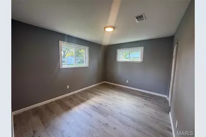 9241 Harold Drive, Woodson Terrace, MO 63134 - Photo 7