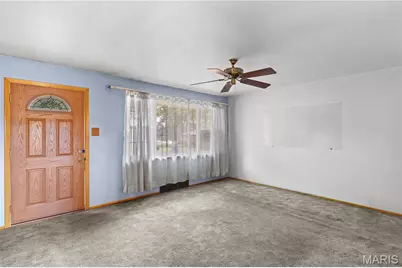 9834 Las Vegas Drive, Saint Louis, MO 63126 - Photo 3