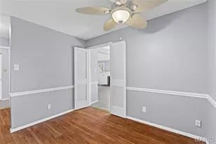 10381 Oxford Hill Dr, Saint Louis, MO 63146 - Photo 9