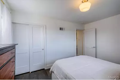 8440 New Hampshire Avenue, Affton, MO 63123 - Photo 17