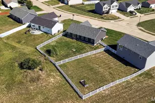 831 Warrior Ridge Dr, Warrenton, MO 63383 - Photo 47
