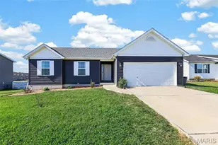 831 Warrior Ridge Dr, Warrenton, MO 63383 - Photo 1