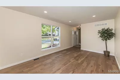 29 Mill Race Drive, Saint Peters, MO 63376 - Photo 5