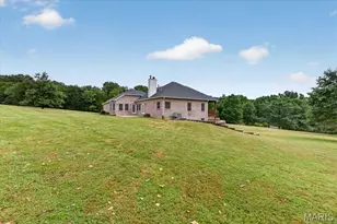 2389 Desloge Estates Dr, Villa Ridge, MO 63089 - Photo 37