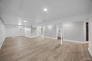 8816 Bridgeport Ave, Brentwood, MO 63144 - Photo 25