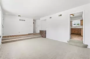 109 Meadowlark Ln, Saint Charles, MO 63301 - Photo 7