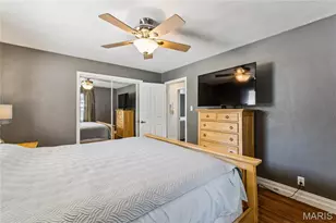 918 Perry St, Saint Charles, MO 63301 - Photo 17