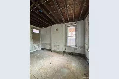 1719 S Tucker Boulevard, Saint Louis, MO 63104 - Photo 5