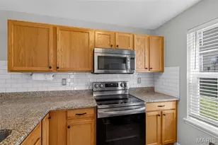 5103 Spring Creek Ln, O'Fallon, MO 63368 - Photo 13