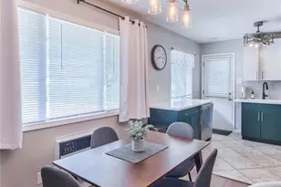 9920 Bunker Hill Dr, Saint Louis, MO 63123 - Photo 7