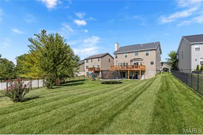 616 Prairiegate Court, Lake Saint Louis, MO 63367 - Photo 5