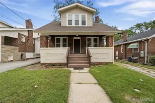 2256 Yale Ave, Maplewood, MO 63143 - Photo 1