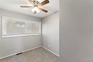 257 Cameron Rd, Saint Louis, MO 63137 - Photo 5