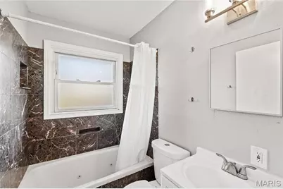 257 Cameron Road, Saint Louis, MO 63137 - Photo 7
