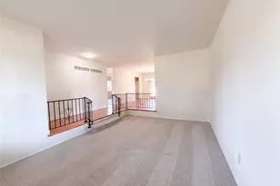 12132 Jerries Ln, Florissant, MO 63033 - Photo 7