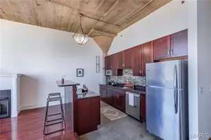 2323 Locust St, Saint Louis, MO 63103 - Photo 15