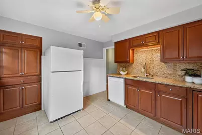 5931 Clifton Avenue, Saint Louis, MO 63109 - Photo 23