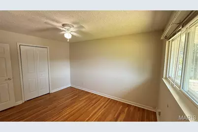 10830 Atterbury Drive, Saint Louis, MO 63123 - Photo 17