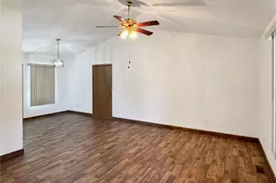 7720 Meadow View Cir, Union, MO 63084 - Photo 11