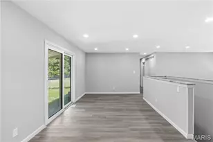763 Mediterranean Dr, Florissant, MO 63031 - Photo 9