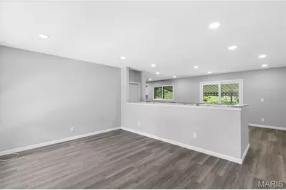 763 Mediterranean Drive, Florissant, MO 63031 - Photo 5