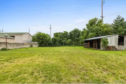 2130 Gilmore Lane, Wentzville, MO 63385 - Photo 25