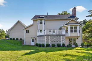 2131 Hickory Dr, Chesterfield, MO 63005 - Photo 31