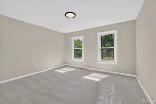 2131 Hickory Dr, Chesterfield, MO 63005 - Photo 21